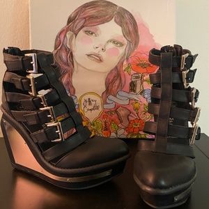 Jeffrey Campbell clinics size 7